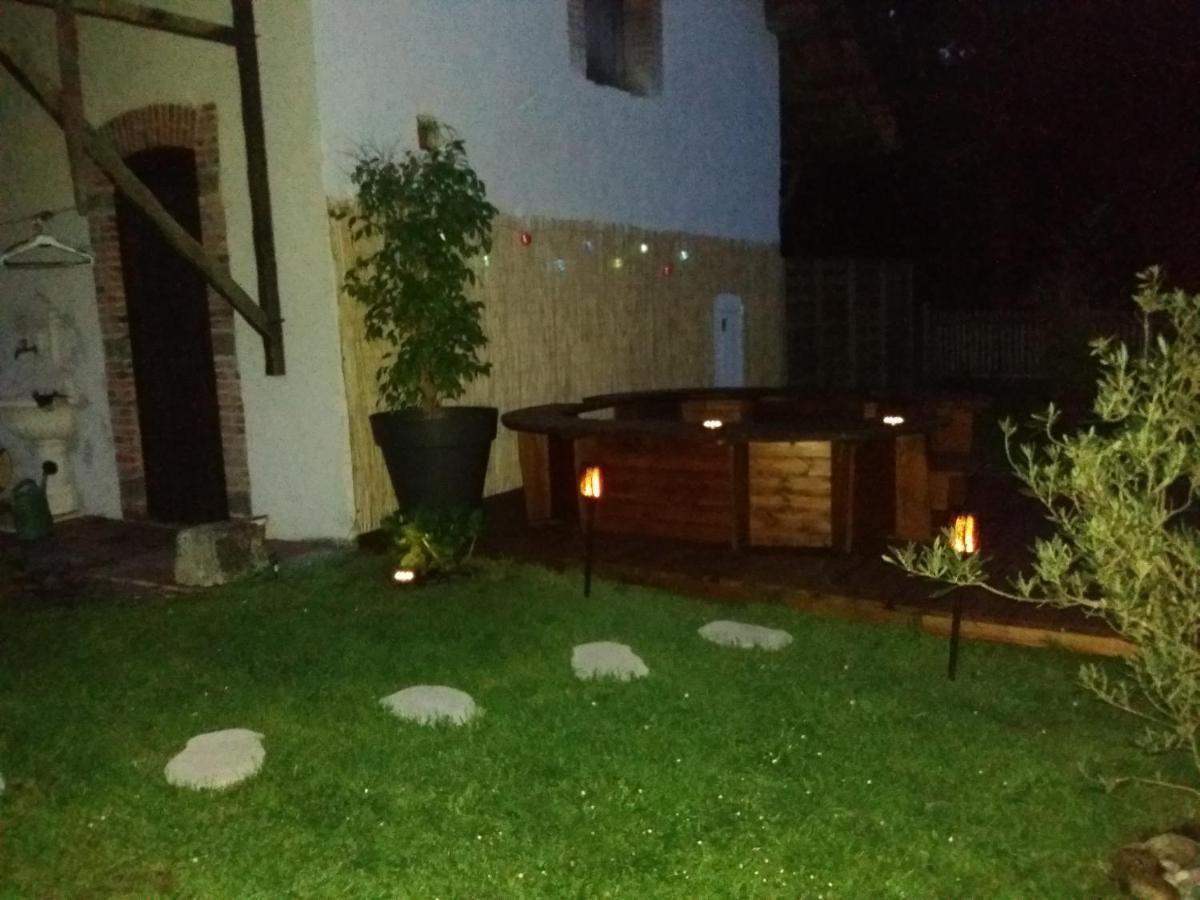 Bed and Breakfast Les Eygletières Bourriot-Bergonce Esterno foto
