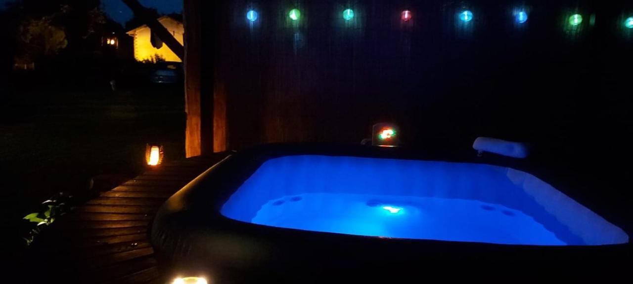 Bed and Breakfast Les Eygletières Bourriot-Bergonce Esterno foto